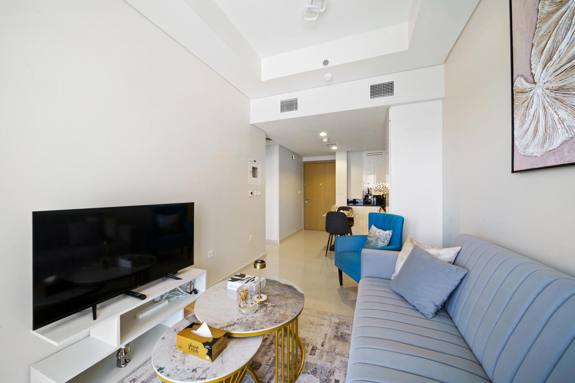 Luxe 1-bed Retreat In Business Bay * Dubai